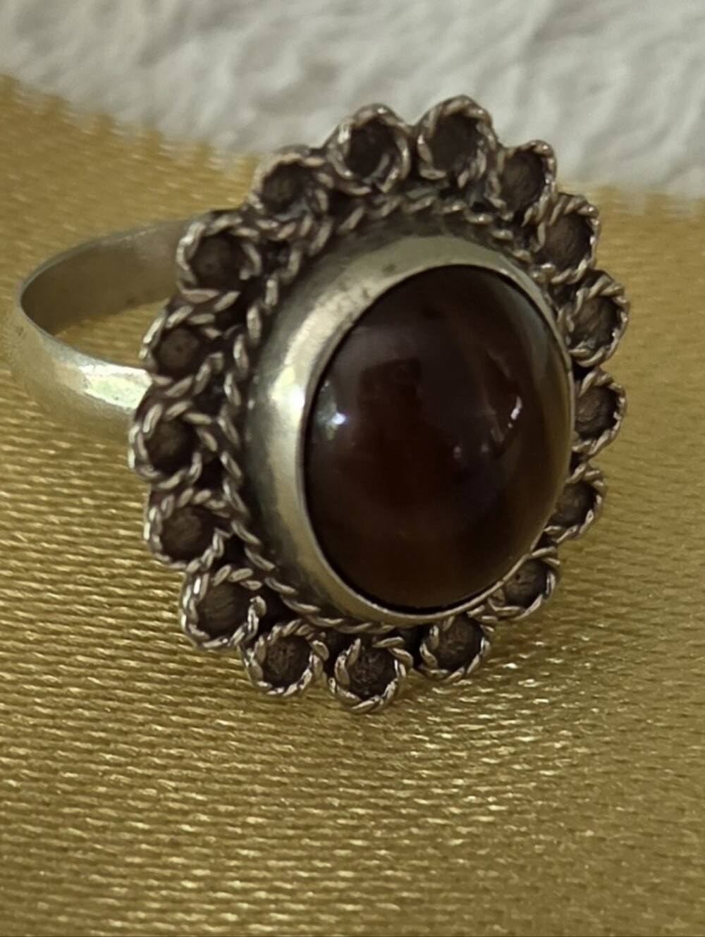 Vintage Taxco Mexico Sterling Silver Tiger's Eye Scalloped Ring - Size 6 - Picture 4 of 4